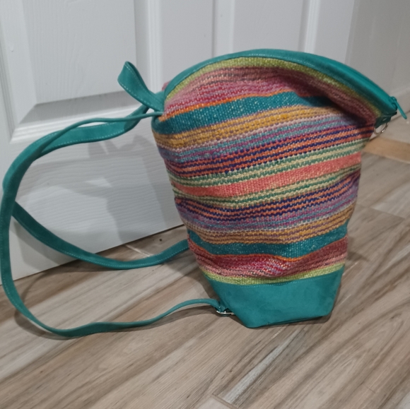 Moda - Picture 1 of 6